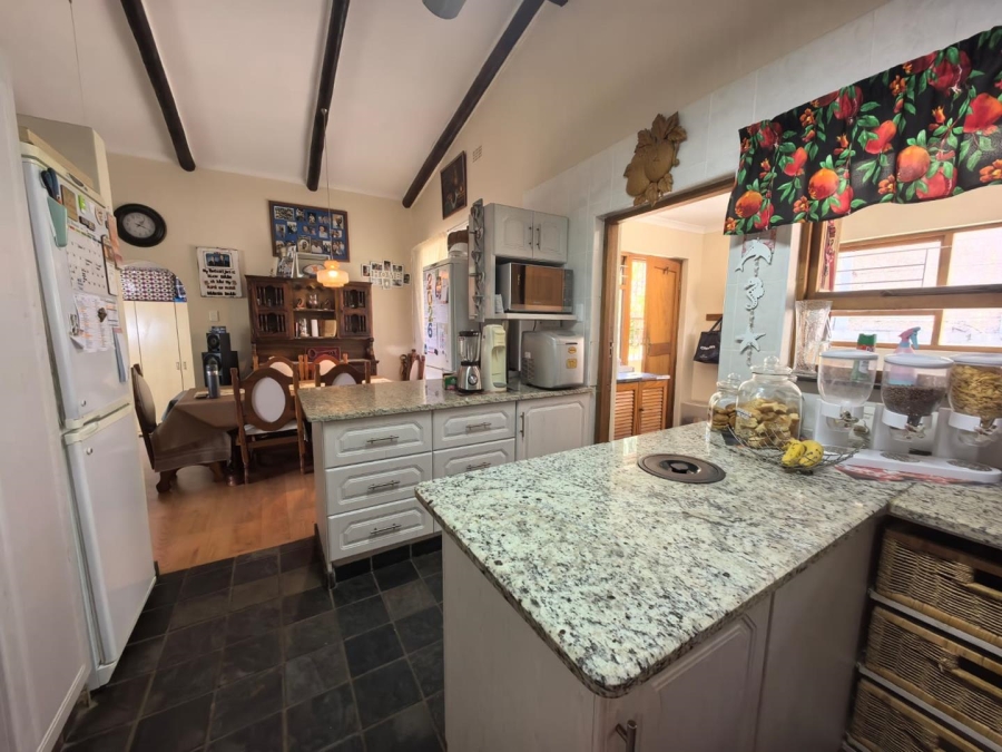 3 Bedroom Property for Sale in Fraaiuitsig Western Cape